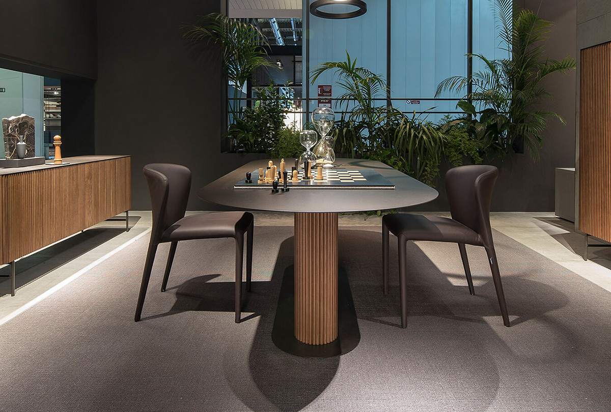 Rigadin Dining table from Alf in simplysofas bangalore stores