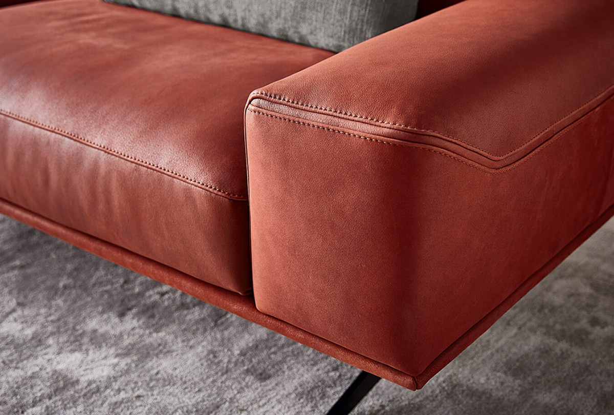 Harlie by simplysofas.in